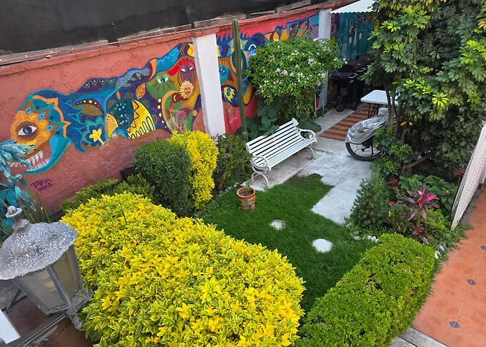  Anys Hostal